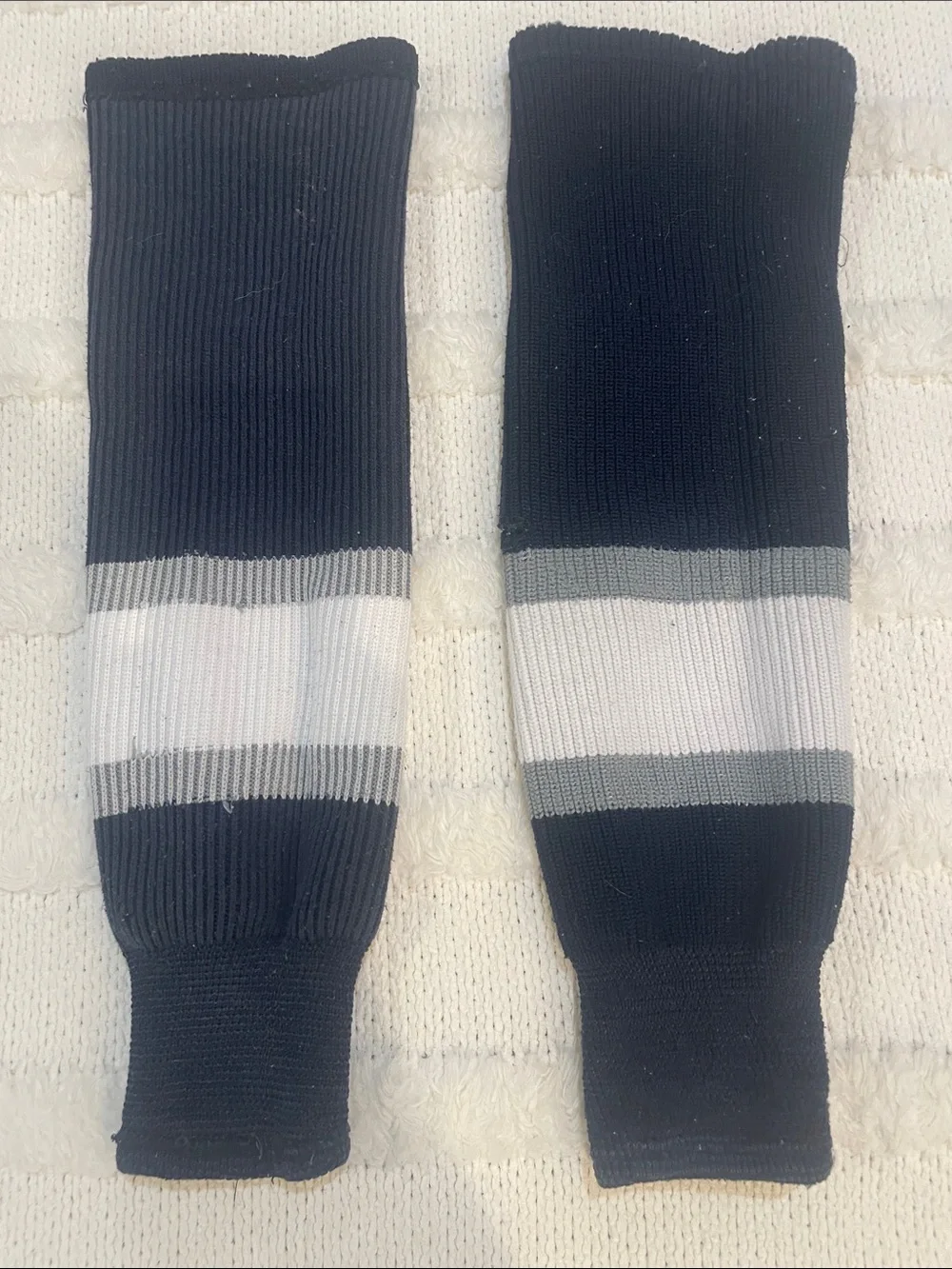 Navy blue hockey Socks White & Gray Stripes junior 21 1/2”x7” unisex boys girls